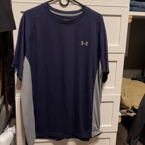 Men’s xxl under Armour shirt